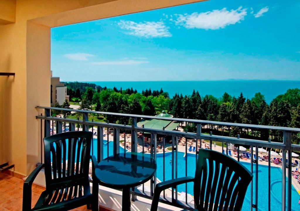 Курортные отели Sol Nessebar Palace Resort & Aquapark - All inclusive Несебр